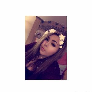 Meet your Posher, Julianna